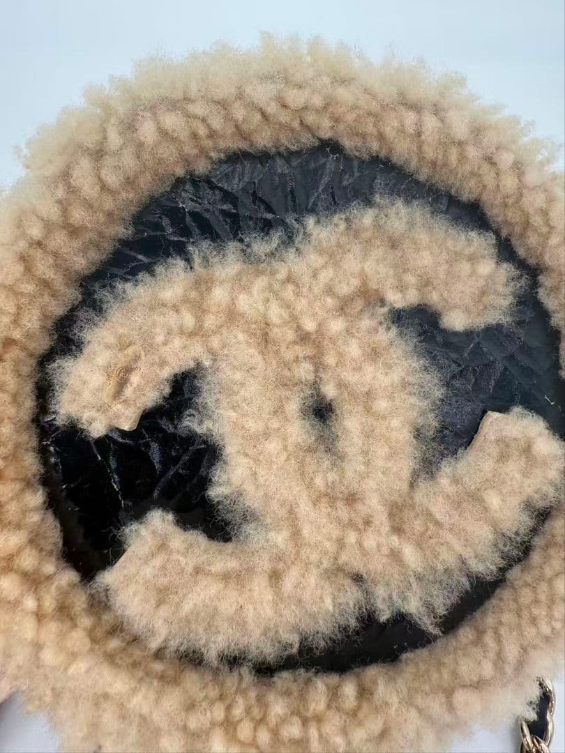 Chanel Teddy Shearling Round Bag — view 3