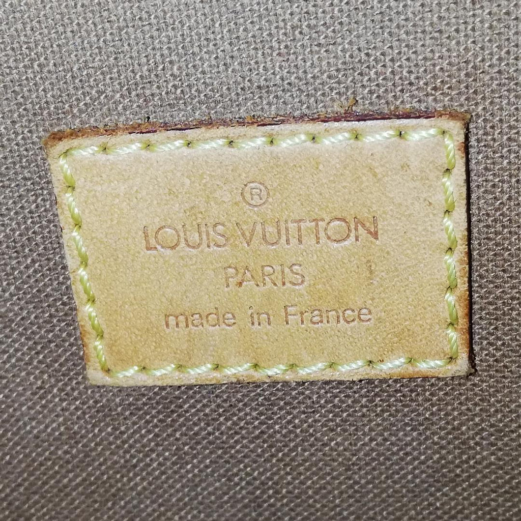 Louis Vuitton Class Pochette Bosphore Shoulder Bag — view 5