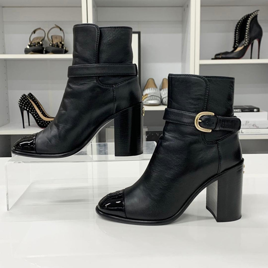 Chanel CC Logo Belt Leather Patent Short Boots Black — view 2