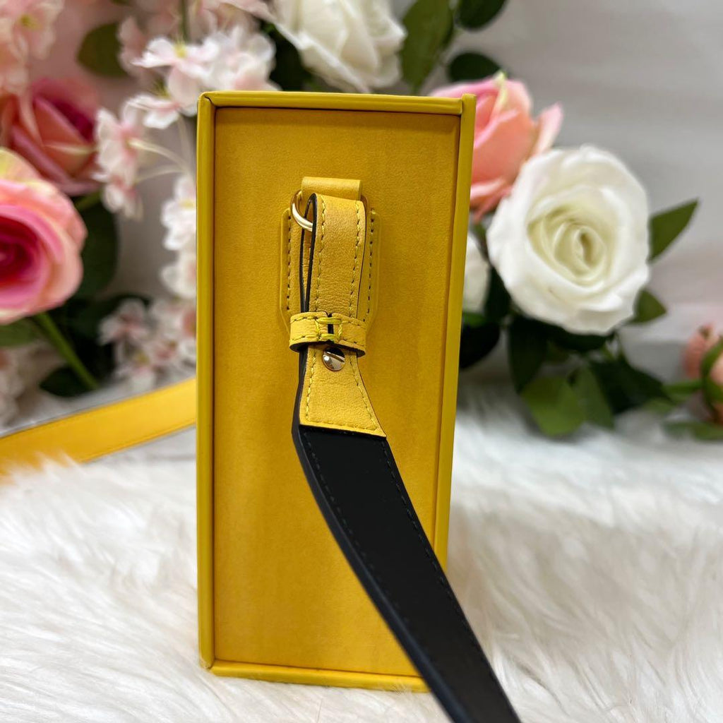 Fendi Box Shoulder Bag Leather Yellow — view 5