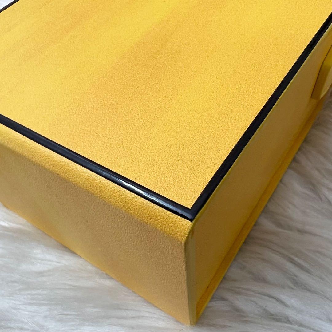 Fendi Box Shoulder Bag Leather Yellow — view 7