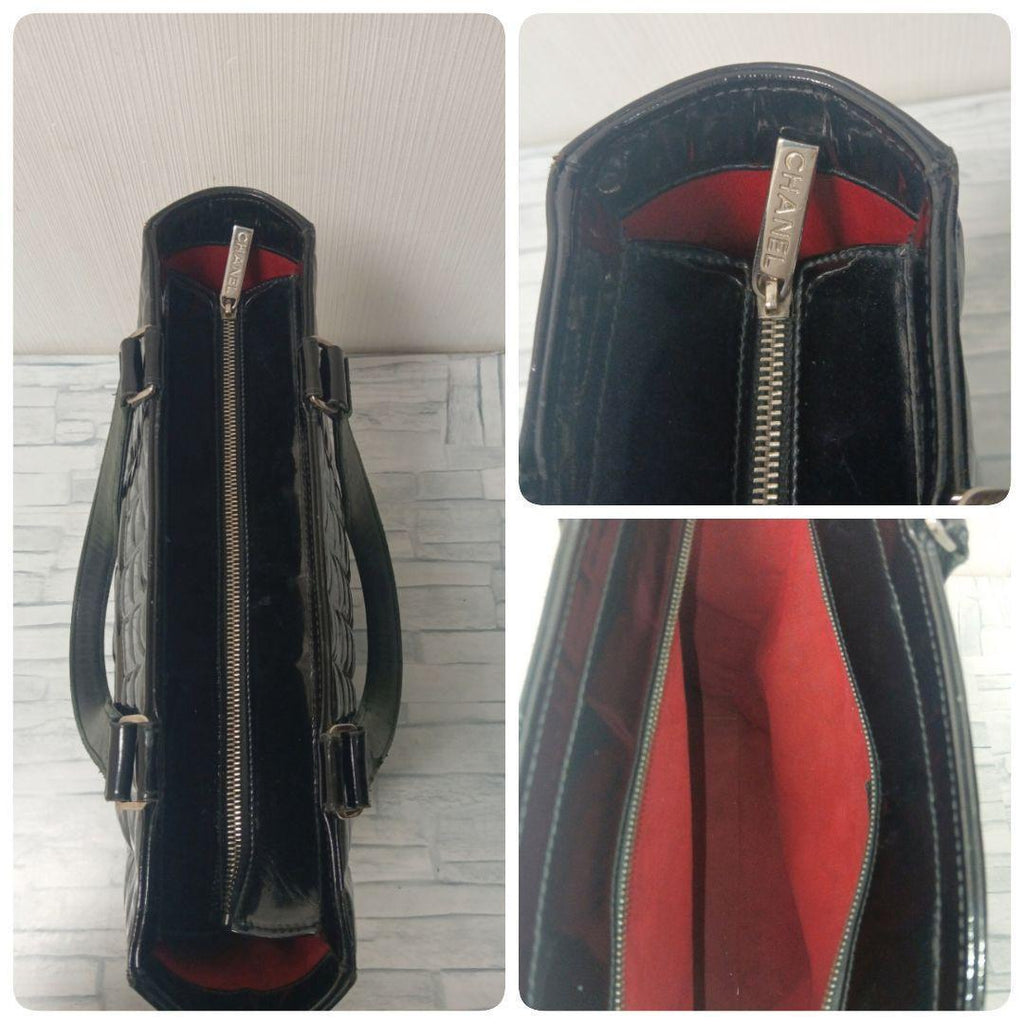 Chanel Choco Bar Tote Enamel Black CC Logo — view 6