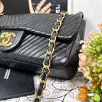 Chanel Blanc Double Flap Shoulder — view 5