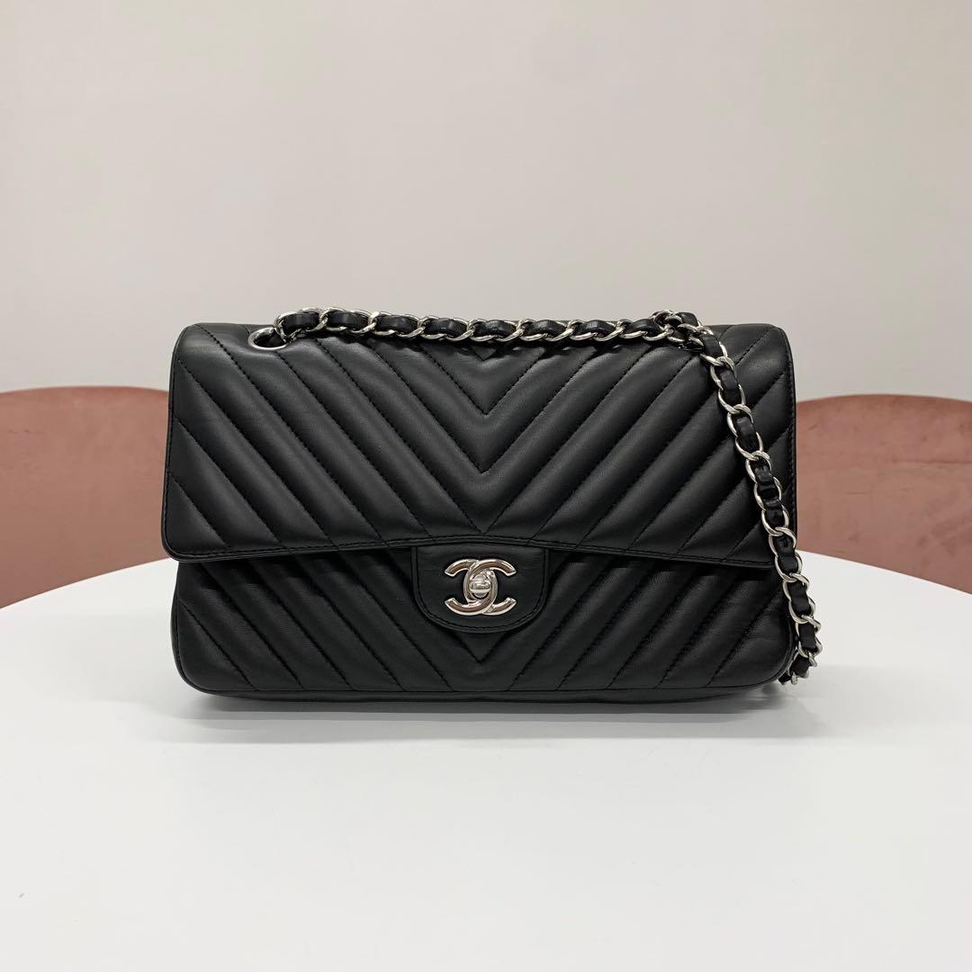 Chanel Chez Blanc CC Logo Stitch Turnlock Shoulder