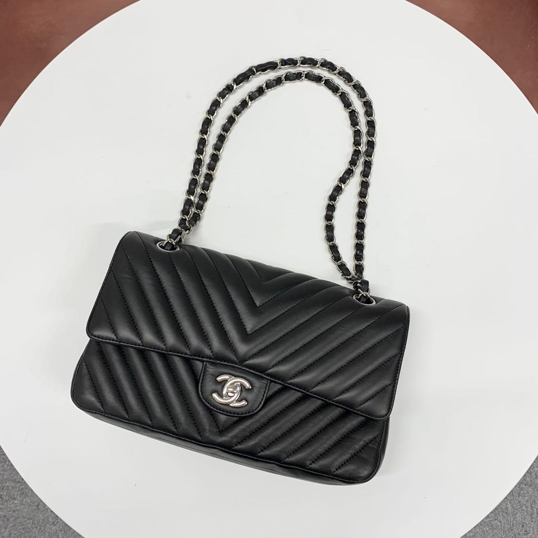 Chanel Chez Blanc CC Logo Stitch Turnlock Shoulder — view 5