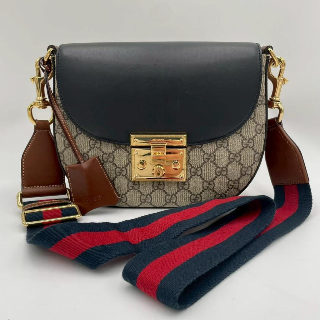 Gucci GG Supreme Leather Shoulder Bag Beige — view 2