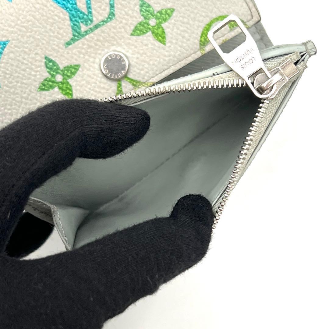 Louis Vuitton Monogram Victor Wallet Trifold Iridescent — view 5