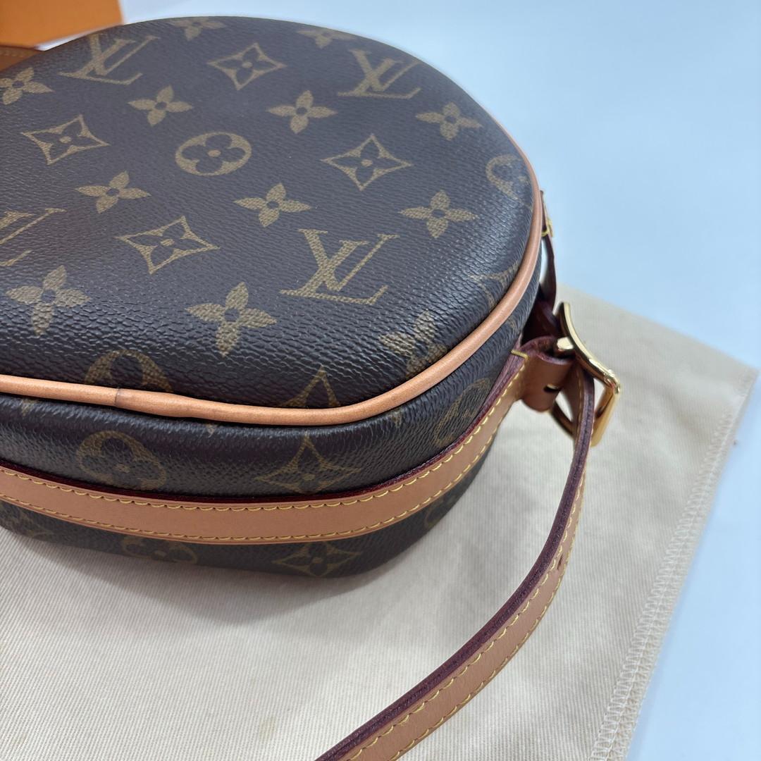 Louis Vuitton Monogram Boite Chapeau Souple PM Shoulder Bag — view 7