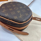 Louis Vuitton Monogram Boite Chapeau Souple PM Shoulder Bag — view 8