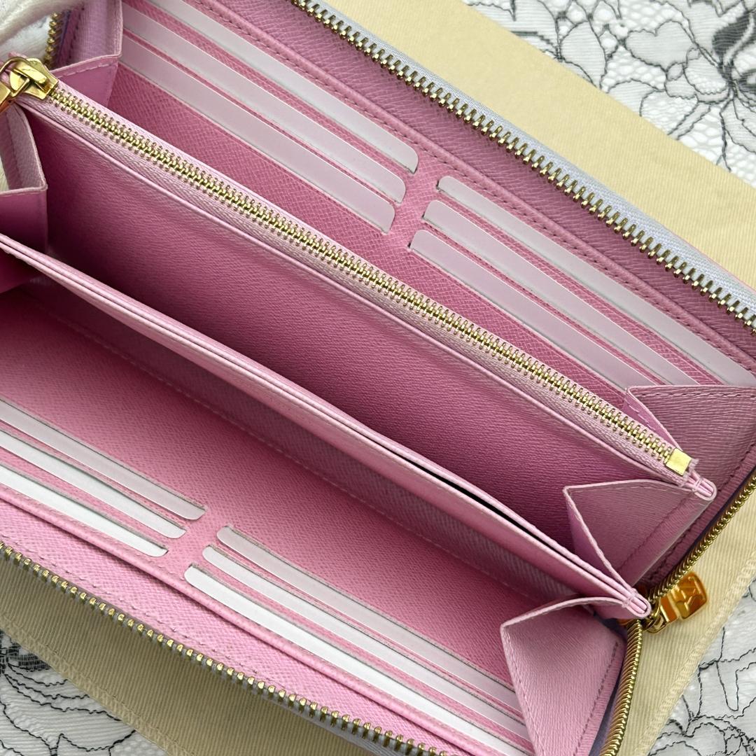 Louis Vuitton Gradation Monogram Zippy Wallet — view 6