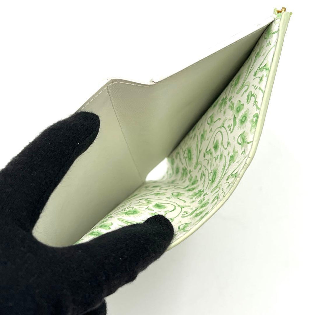 Louis Vuitton Taurillon Capucines Compact Green Trifold Wallet — view 5