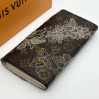 Louis Vuitton Limited Portefeuille Sarah Dantelle Flower Monogram Wallet — view 5