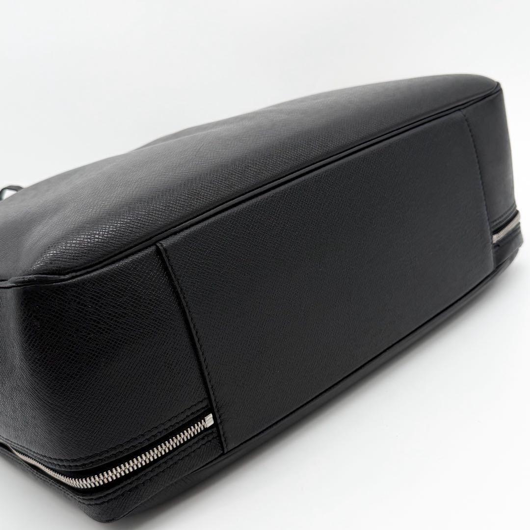 Louis Vuitton Briefcase Taiga Alexander Neo Igor — view 7