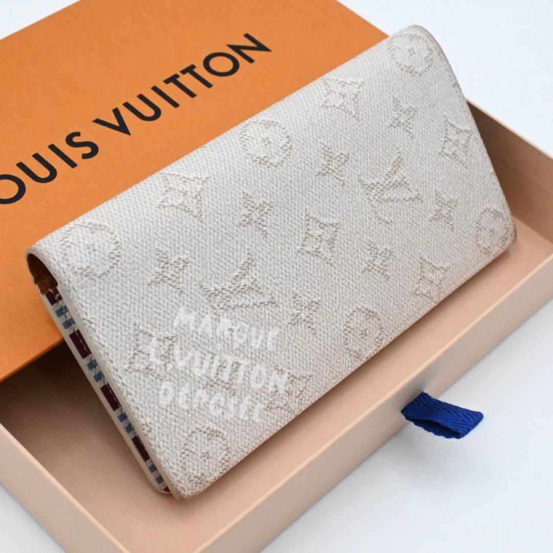 Louis Vuitton Heritage Portefeuille Brazza Wallet Beige
