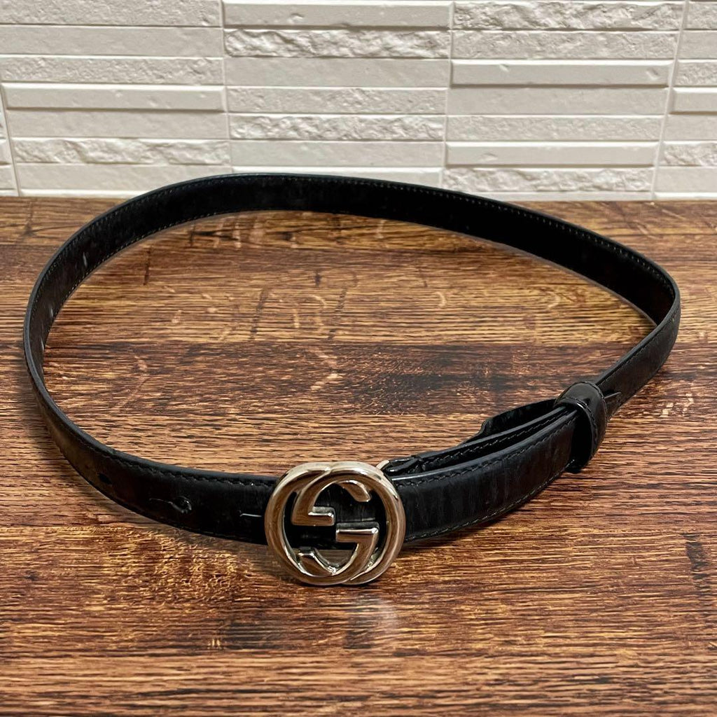 Gucci GG Interlocking Buckle Leather Belt Silver Black — view 3