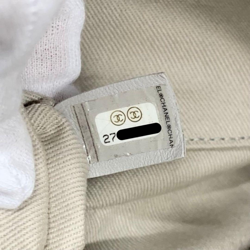 Chanel Caviar Leather Quilted CC Logo Turnlock Chain Bag — view 8