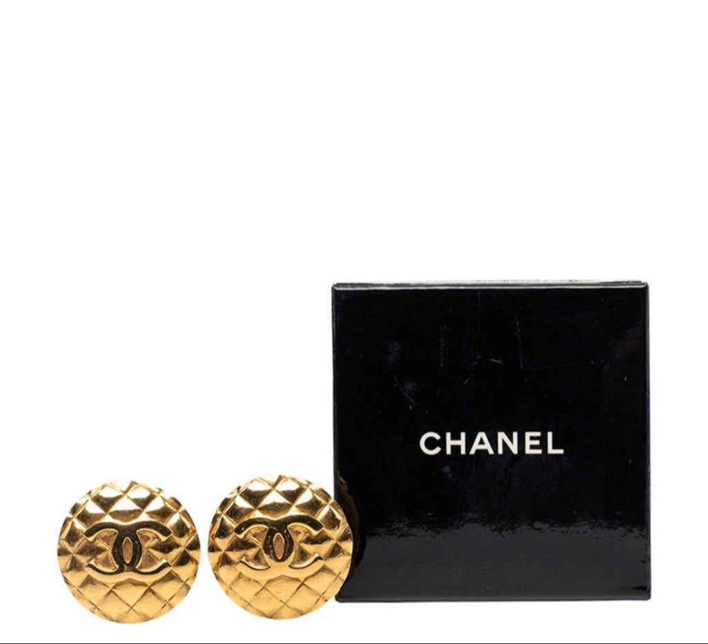 Chanel CC Logo Quilted Round Earrings 23 — view 2
