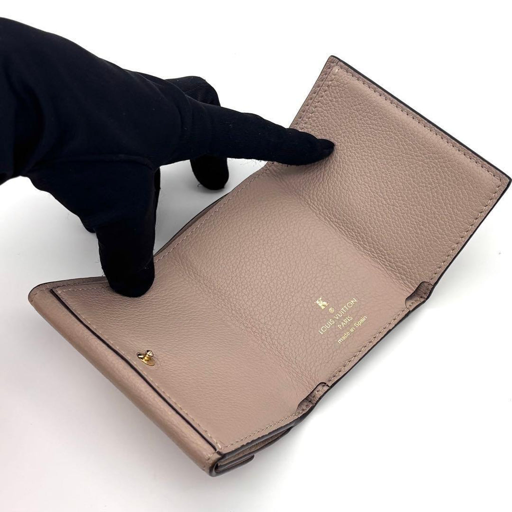 Louis Vuitton Portefeuille Lock Mini Trifold Wallet Beige Gold — view 5