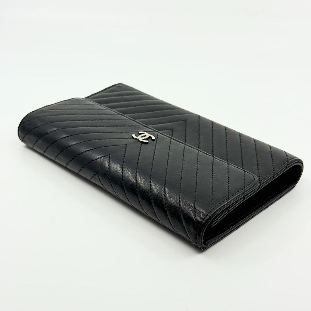 Chanel Wallet Stitch Wallet Silver — view 6