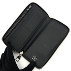 Louis Vuitton Taiga Vertical Wallet Business Black — view 3