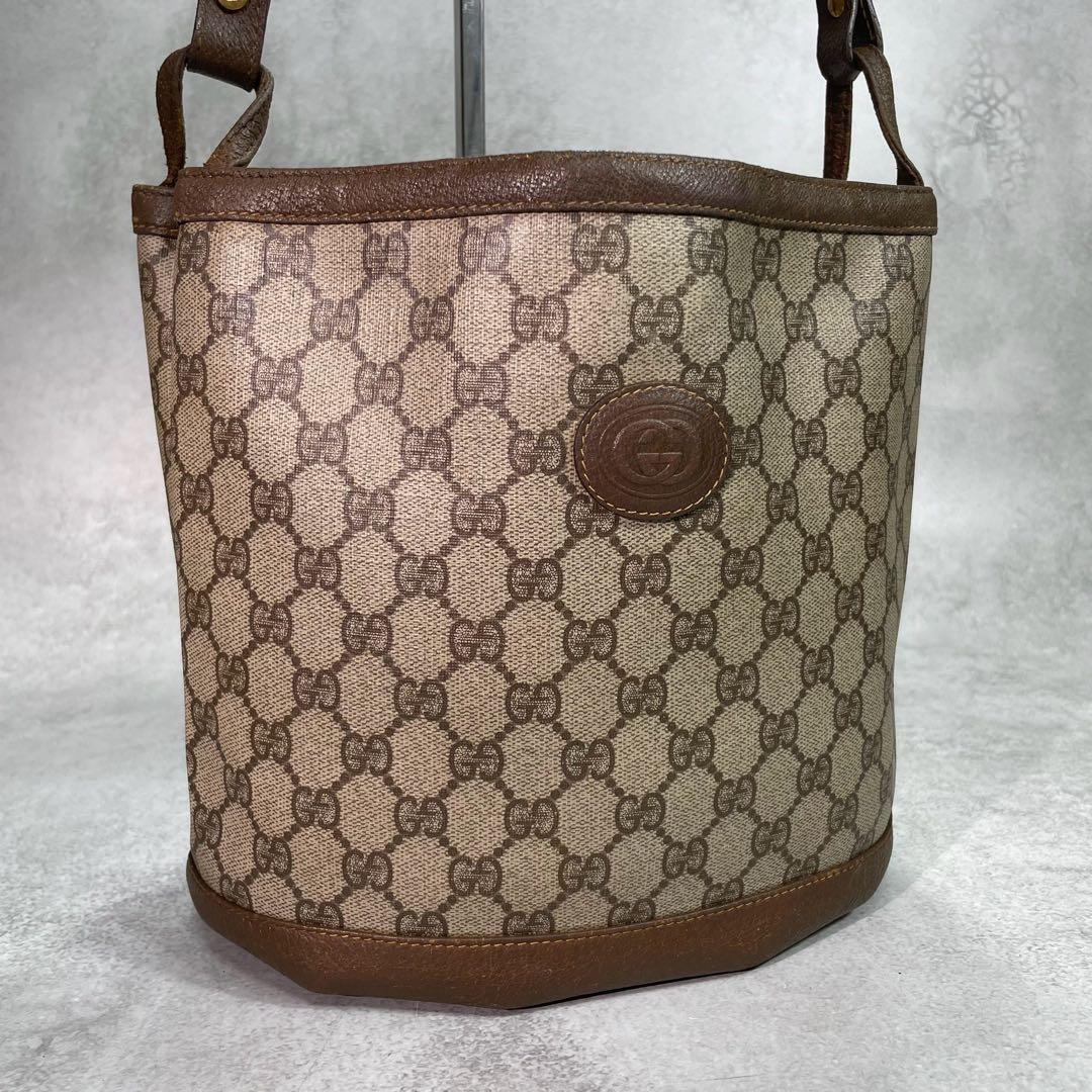 Gucci GG Shoulder Bag Brown Beige Leather Logo