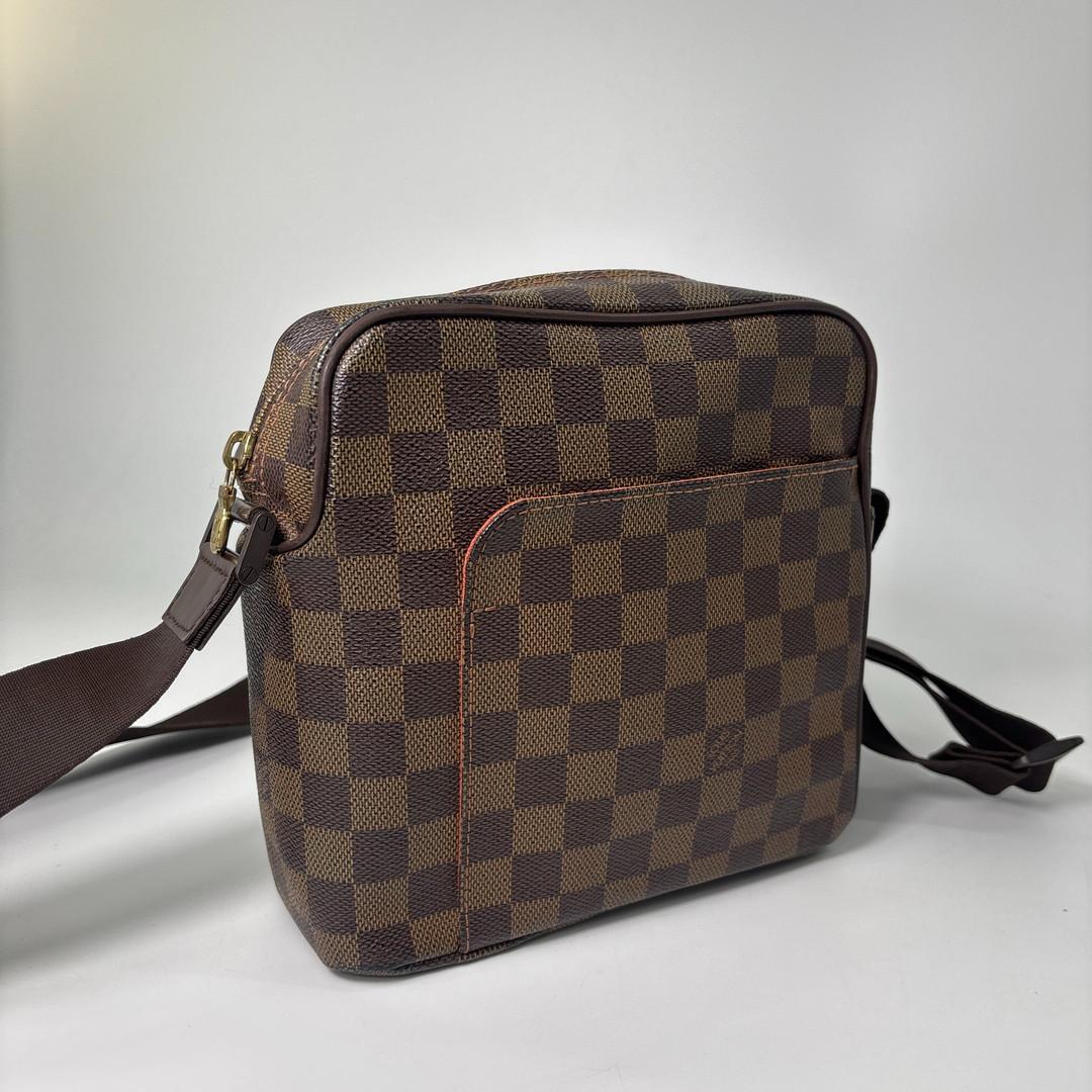 Louis Vuitton Olaf PM Shoulder Bag Brown — view 3