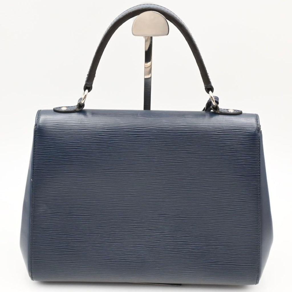 Louis Vuitton Epi Handbag Cluny MM Andigo Blue Leather — view 2