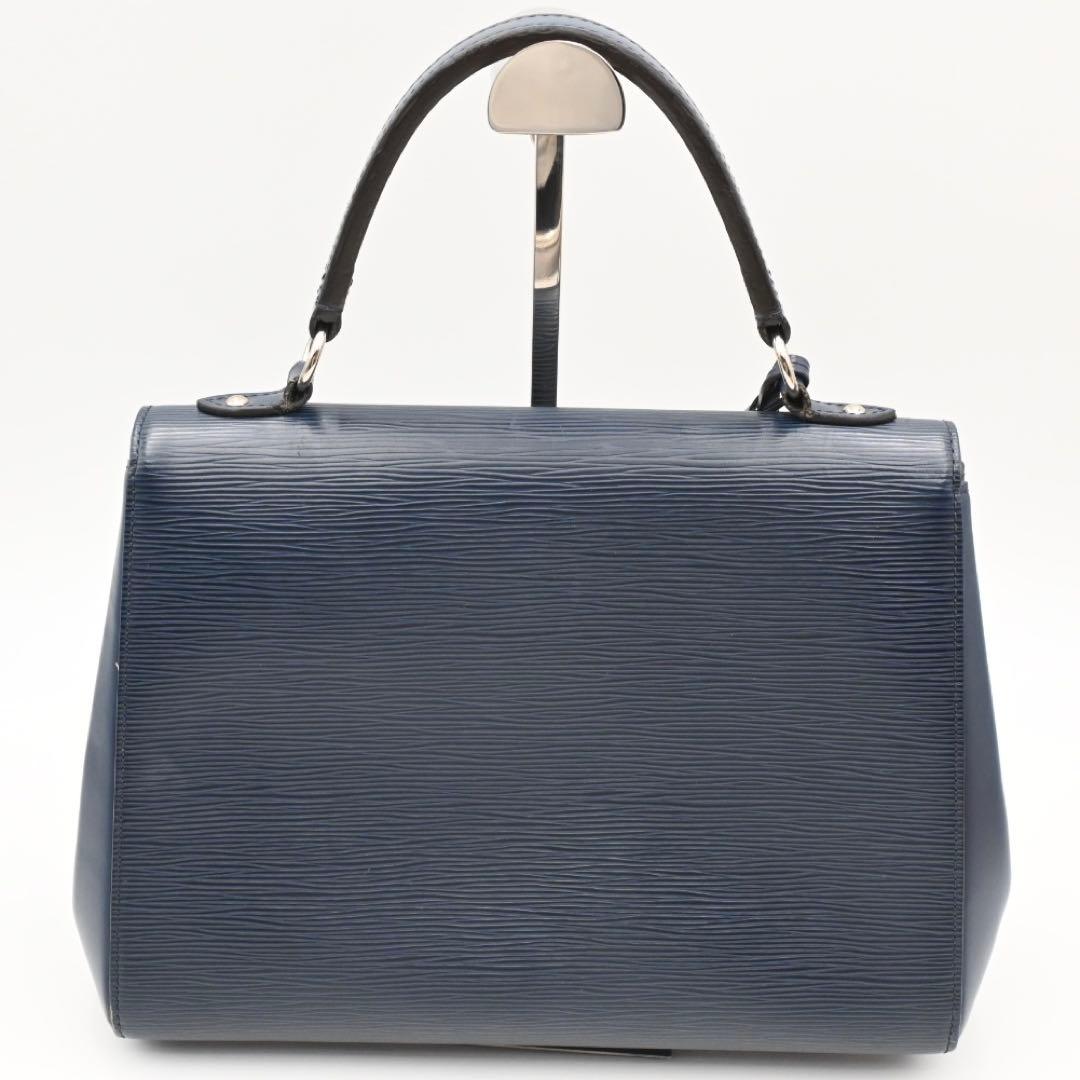 Louis Vuitton Epi Handbag Cluny MM Andigo Blue Leather — view 2