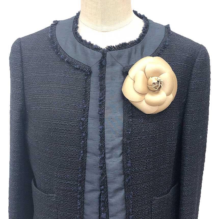 Chanel Camellia Corsage — view 3