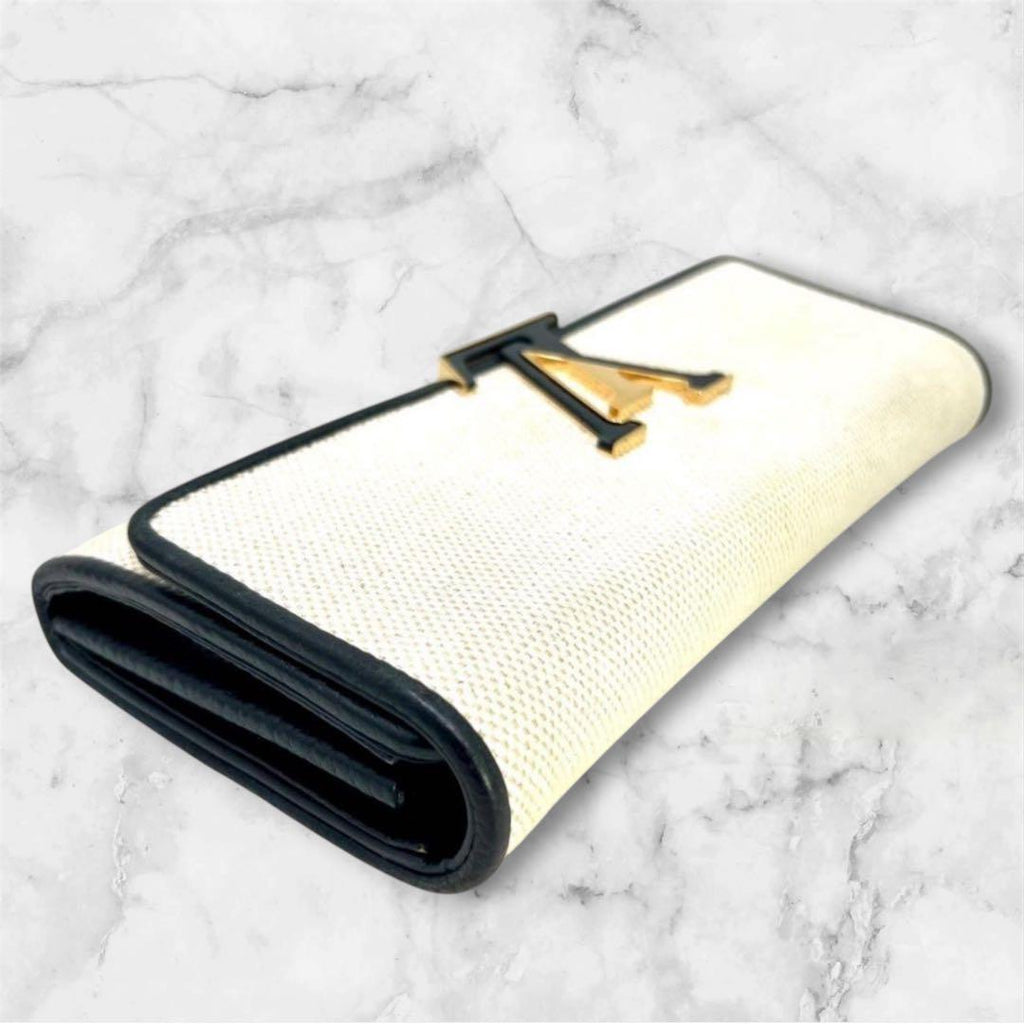 Louis Vuitton Monogram Canvas LV Logo Portefeuille Capucines Wallet — view 9