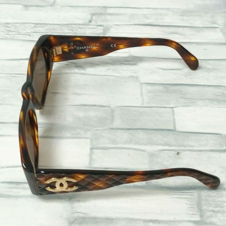 Chanel Sunglasses Tortoiseshell Brown CC Logo Gold Wellington Eyewear — view 7