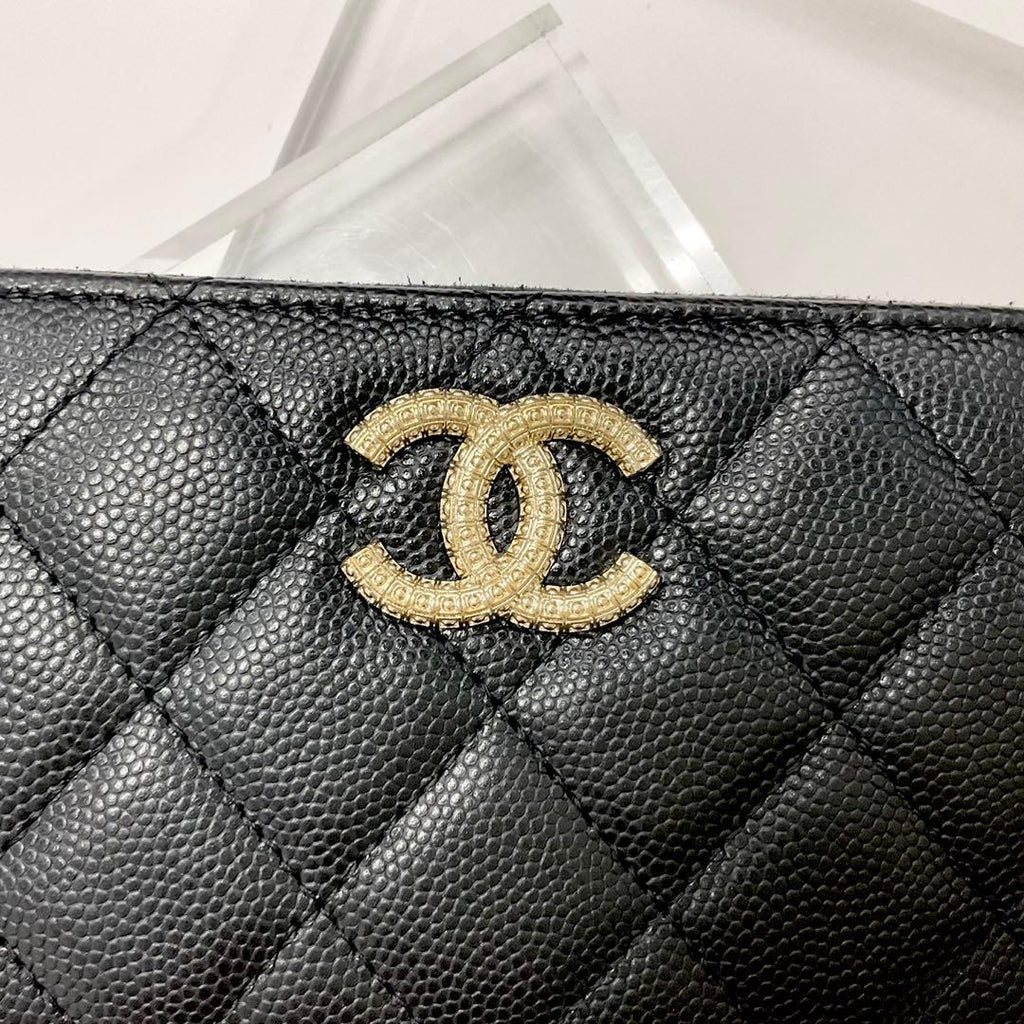 Chanel CC Logo Quilted Fragment Case Zip Wallet Coin Purse — view 4