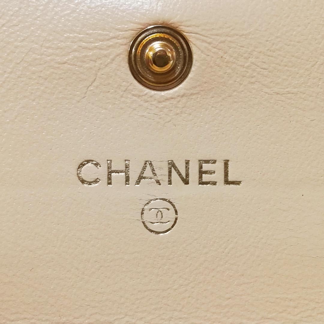 Chanel 19 Lambskin Long Wallet Beige — view 5