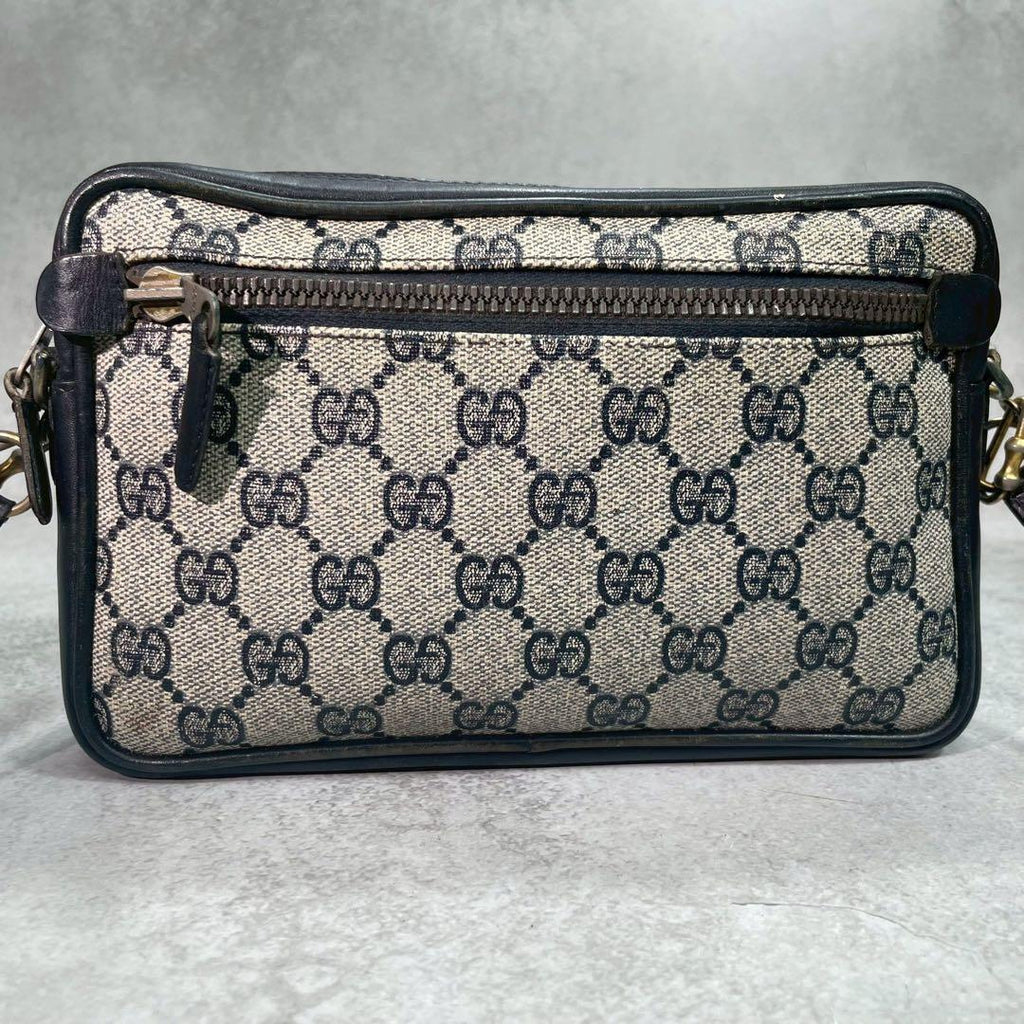 Gucci GG Shoulder Bag Navy Beige Leather Logo — view 2