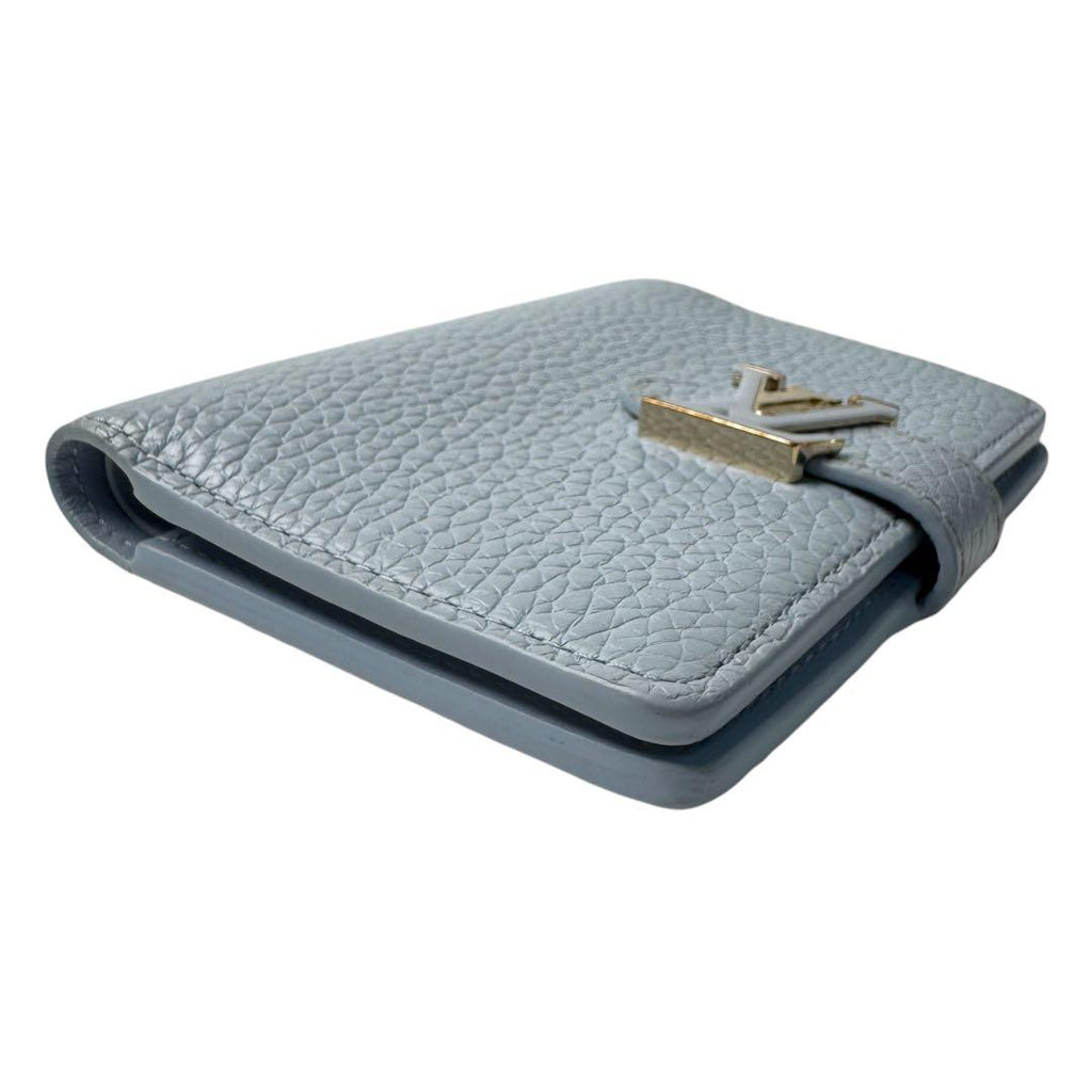 Louis Vuitton Vertical Compact Wallet Capucines Bifold — view 4