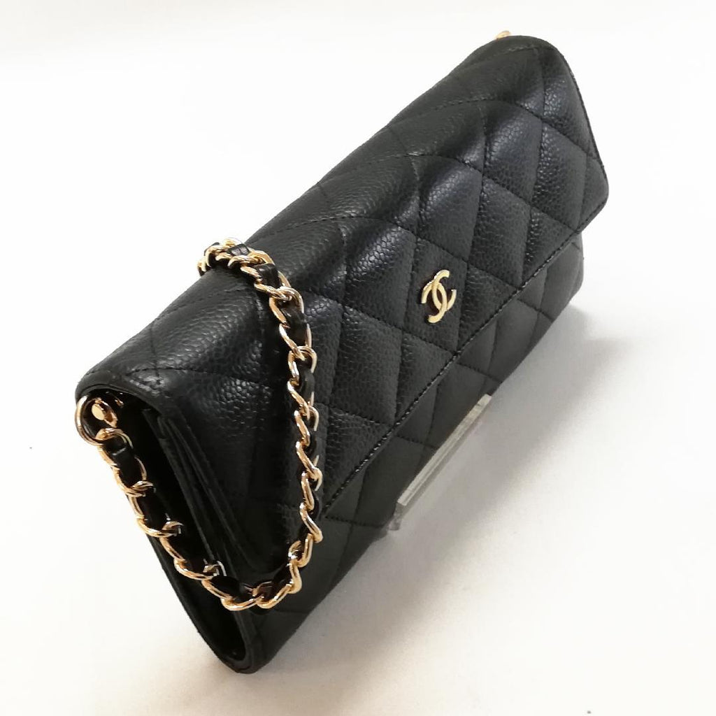 Chanel Caviar Quilted Wallet Black — view 2