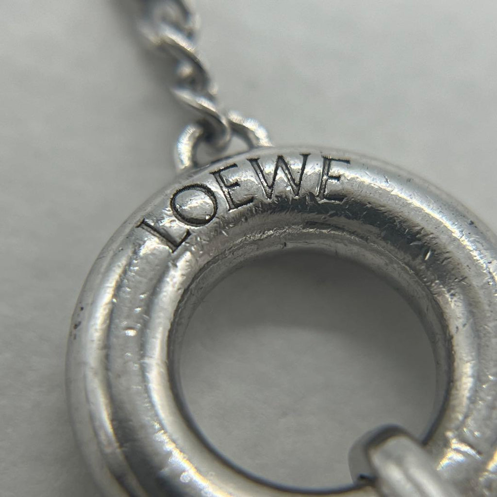 Loewe Anagram Toggle Necklace Silver — view 5