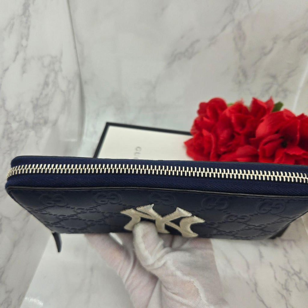Gucci Guccissima Wallet Yankees Collaboration Navy — view 9