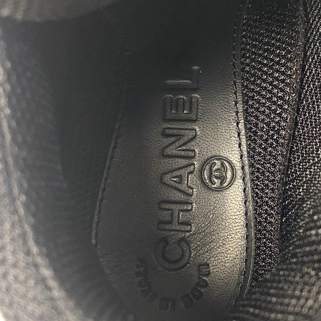 Chanel High Cut Sneakers Omnibus 35