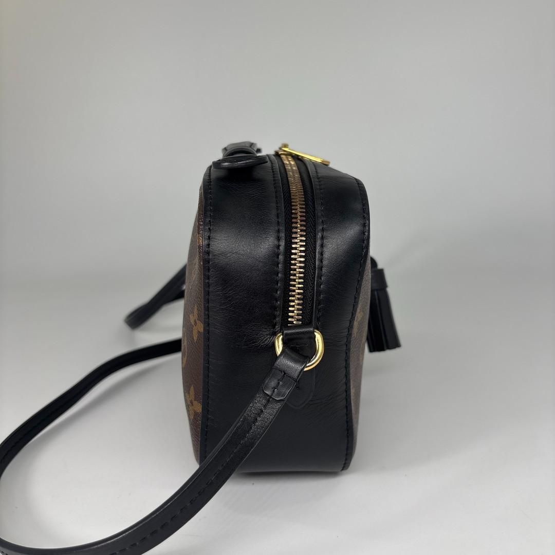 Louis Vuitton Super Shoulder Bag Monogram Saintonge Black — view 4