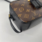 Louis Vuitton Super Shoulder Bag Monogram Saintonge Black — view 7
