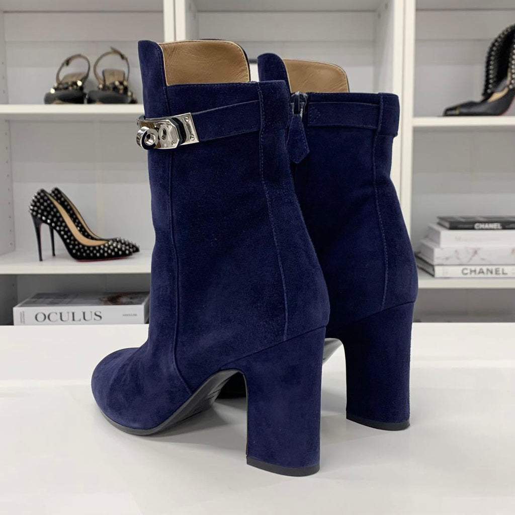 Hermes Jews Kelly Hardware Suede Short Boots Navy — view 5