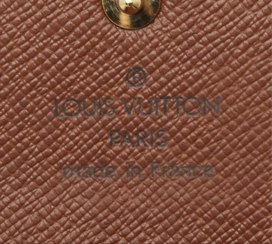 Louis Vuitton Monogram Key Case Key Holder — view 8