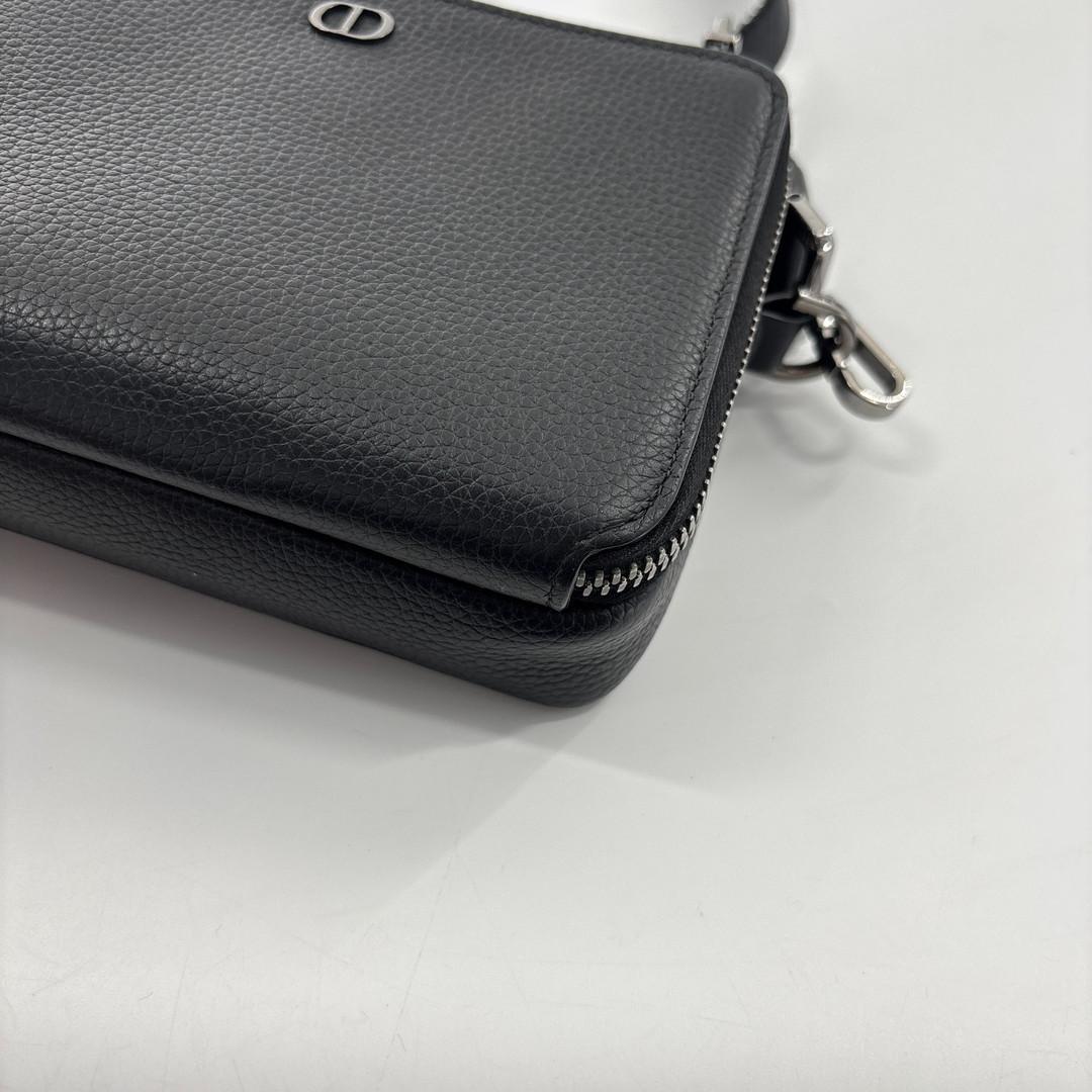 Dior Logo Black Shoulder Bag — view 8