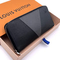 Louis Vuitton Taiga Zippy Wallet Vertical Toriko
