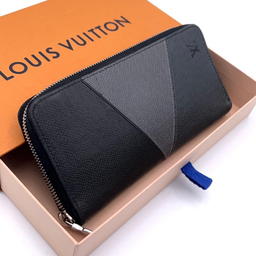 Louis Vuitton Taiga Zippy Wallet Vertical Toriko