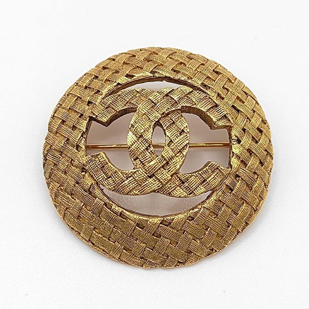 Chanel Brooch CC Logo Gold Circle