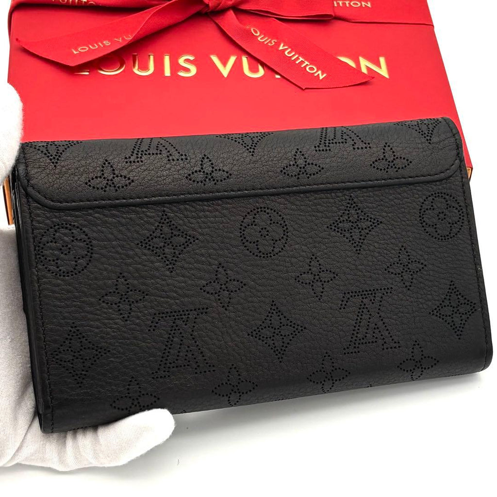 Louis Vuitton Wallet Portefeuille Iris Monogram Mahina Black — view 2