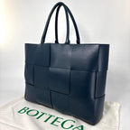 Bottega Veneta Intrecciato Arcotote Large Tote — view 2