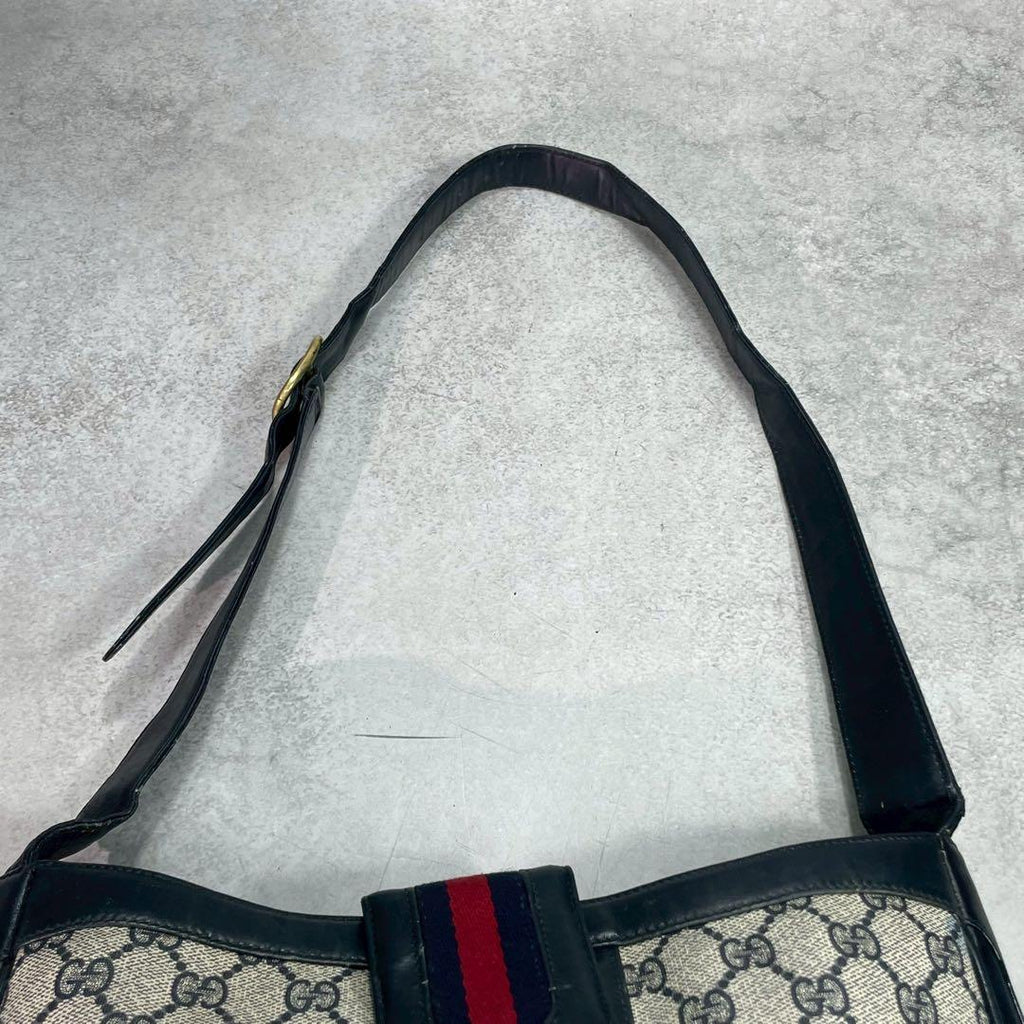 Gucci GG Sherry Line Shoulder Bag Navy Leather — view 4